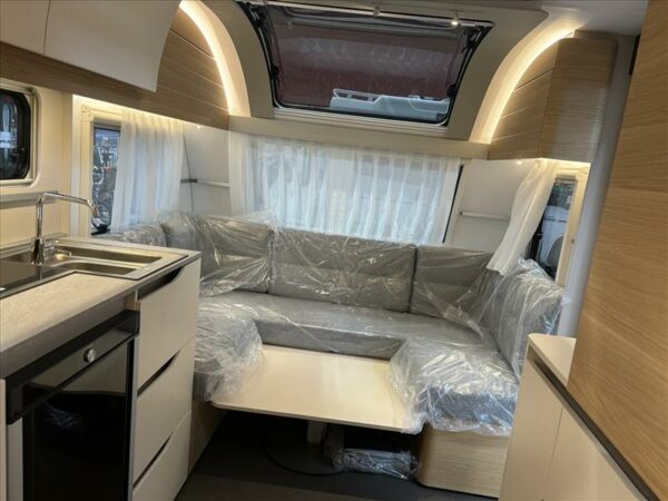 Adria Adora 472 Hoch- Neu – Bild 2